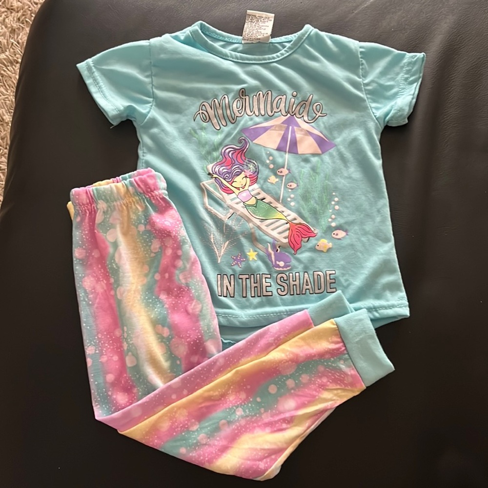 Two piece set for little girls